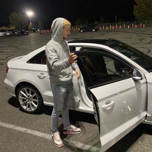 Meet your Posher, Ian